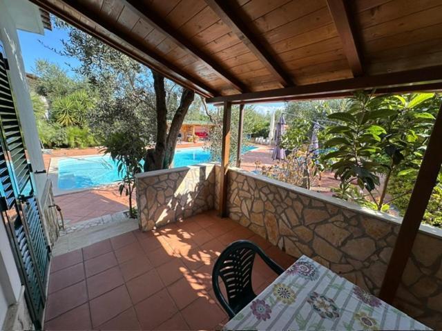 Villa Monica Appartamenti В'єсте Екстер'єр фото