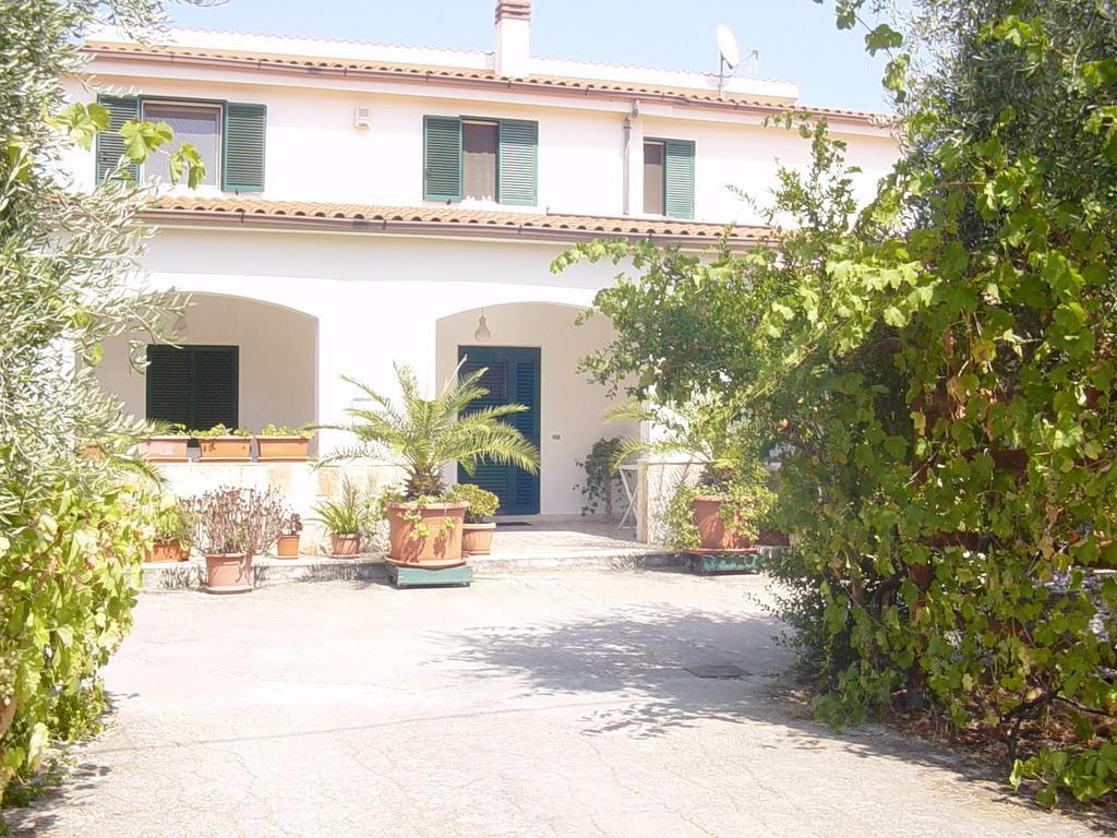 Villa Monica Appartamenti В'єсте Екстер'єр фото