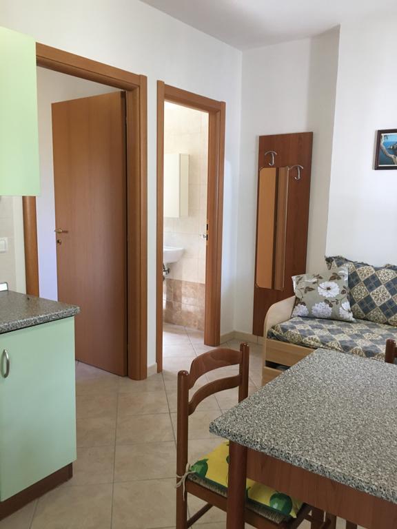 Villa Monica Appartamenti В'єсте Екстер'єр фото