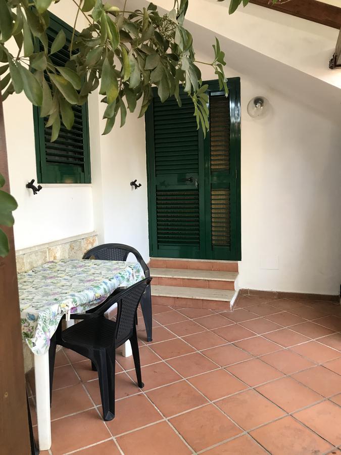Villa Monica Appartamenti В'єсте Екстер'єр фото